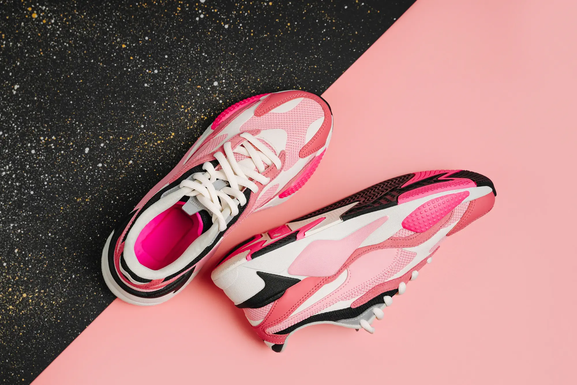 Read more about the article Top Destinations and Activities for a Summer Adventure with Friends